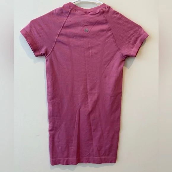 Lululemon Swiftly Tech Top - Picture 2 of 3